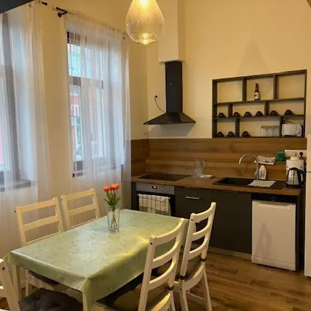 Jegmadar Vendeghaz Apartament Baja